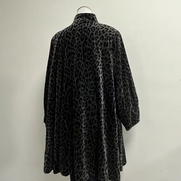 J L deBall black leopard velvet raincoat swing jacket water resistant m l 80s